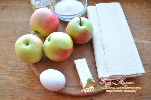 Рецепт слоек с яблоками